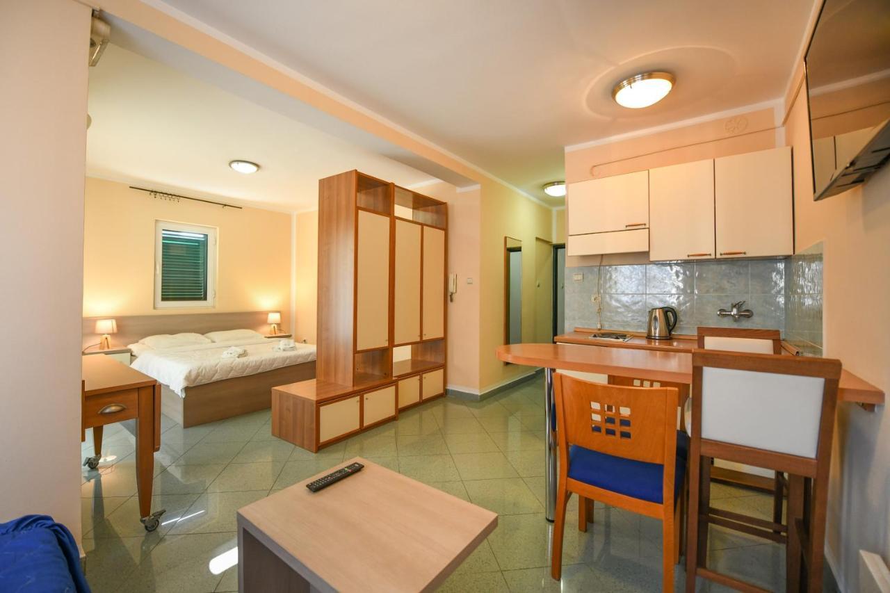 Jolly Apartments 부드바 외부 사진